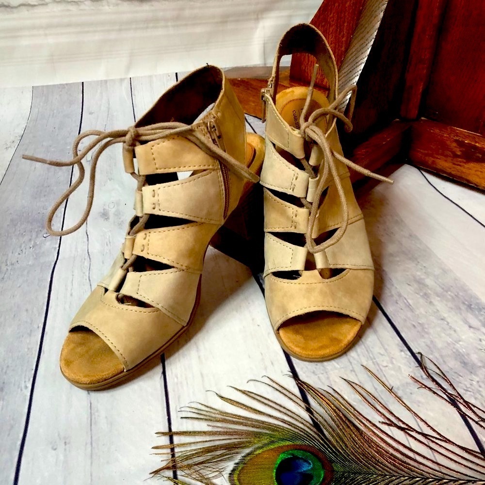 Rockport Suede Lace Up Gladiator Sandal Size 9M